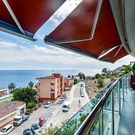 Bonito Borumbot Con Vista Al Mar Апартаменти