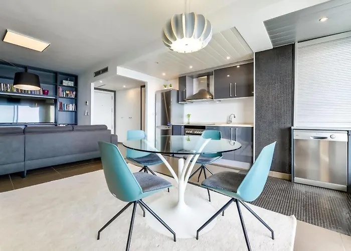 Bonito Borumbot Con Vista Al Mar Apartment